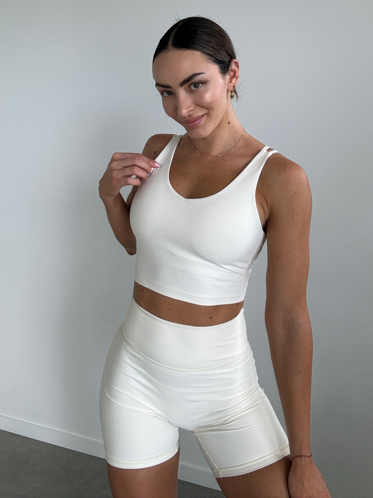 recycled sports bras, sustainable activewear leggings, organic yoga pants, vegan activewear for women, sustainable workout brands, sustainable workout clothes for women, fair trade workout clothes, athletic wear sustainable, eco friendly workout gear, most sustainable activewear brands