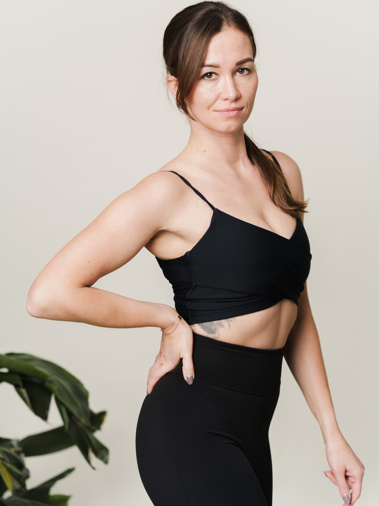 ethical sports clothing, ethical sportswear, sustainable fashion, sustainable clothing, sustainable dresses, recycled sports bras, sustainable activewear leggings, organic yoga pants, vegan activewear for women, sustainable workout brands, sustainable workout clothes for women,